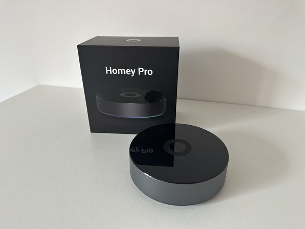 Homey pro avis : la box domotique qui simplifie votre vie
